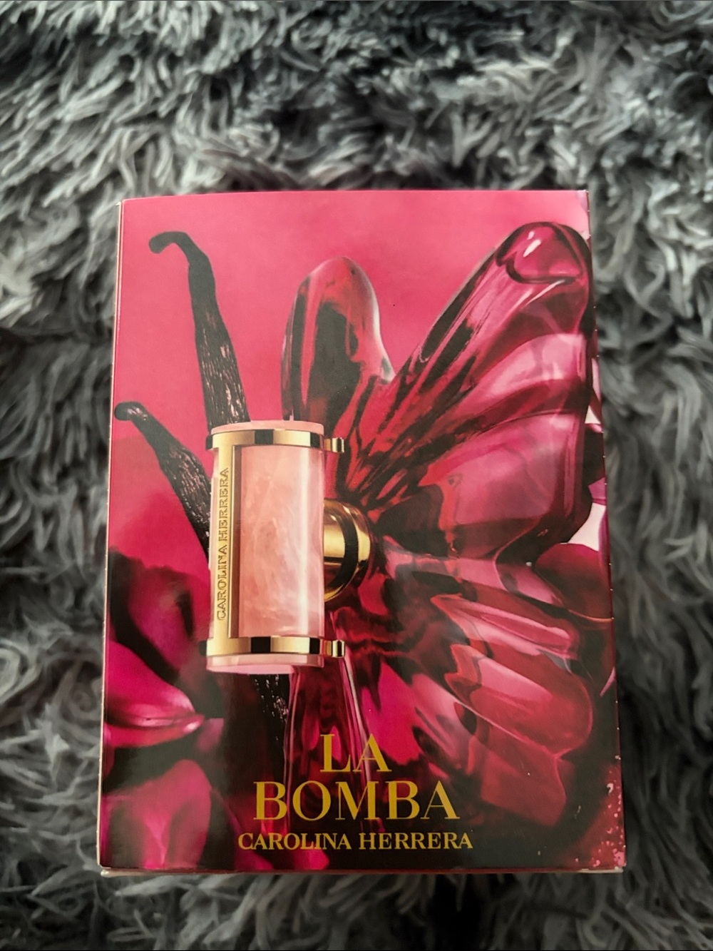 Carolina Herrera La Bomba Lipstick-Inspired Pink Packaging